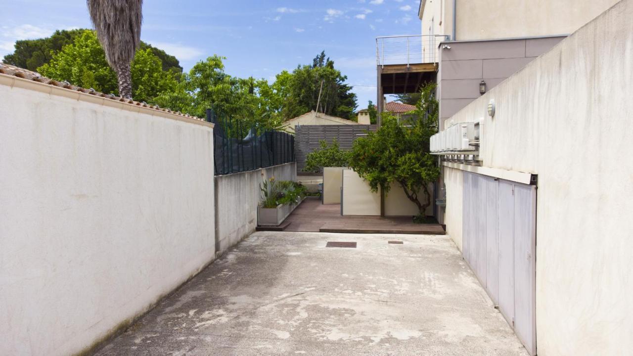 Lecques Apartment